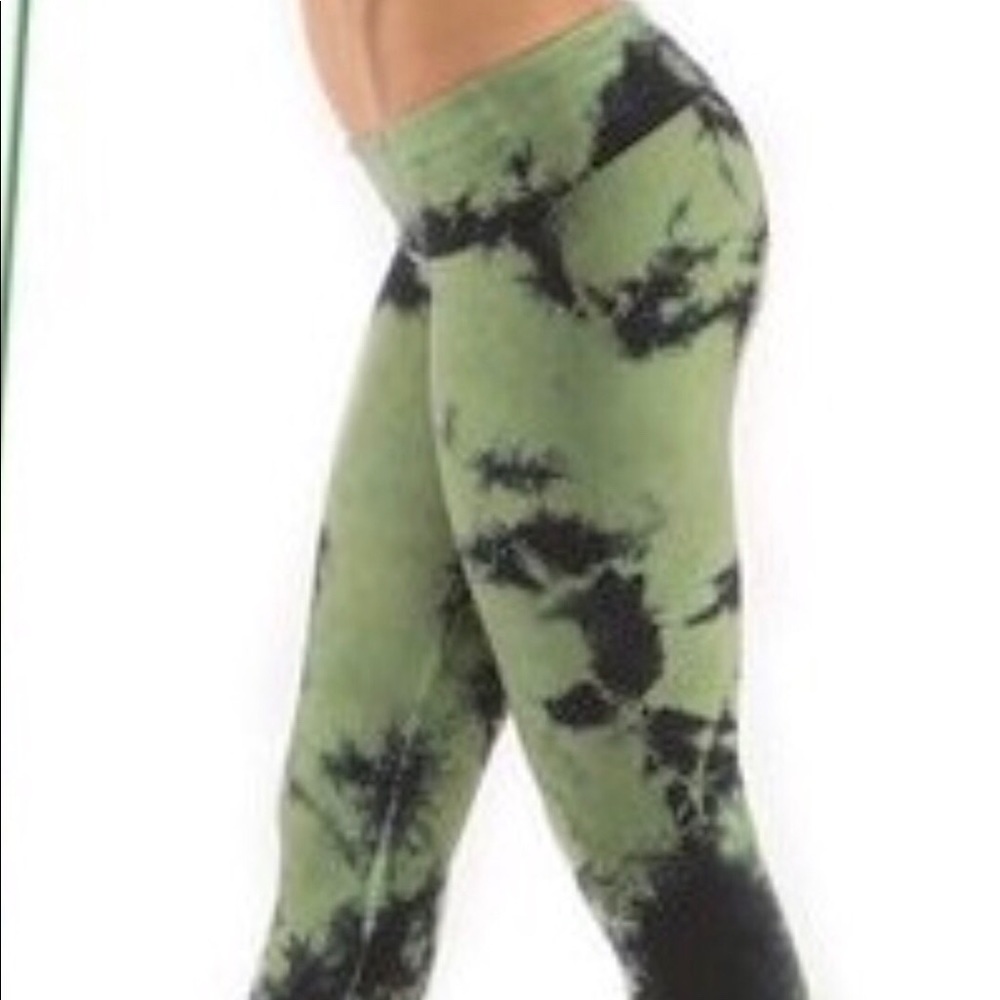 Capri workout looking good